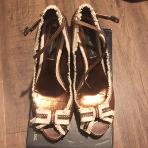 Steve Madden contrast heels